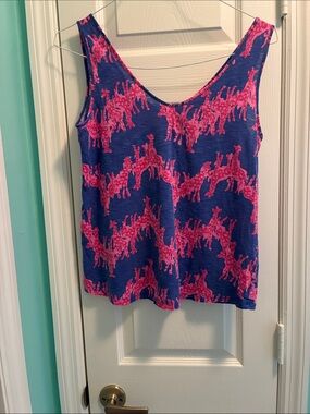 Lilly Pulitzer Blue Tank with Pink Giraffe Print